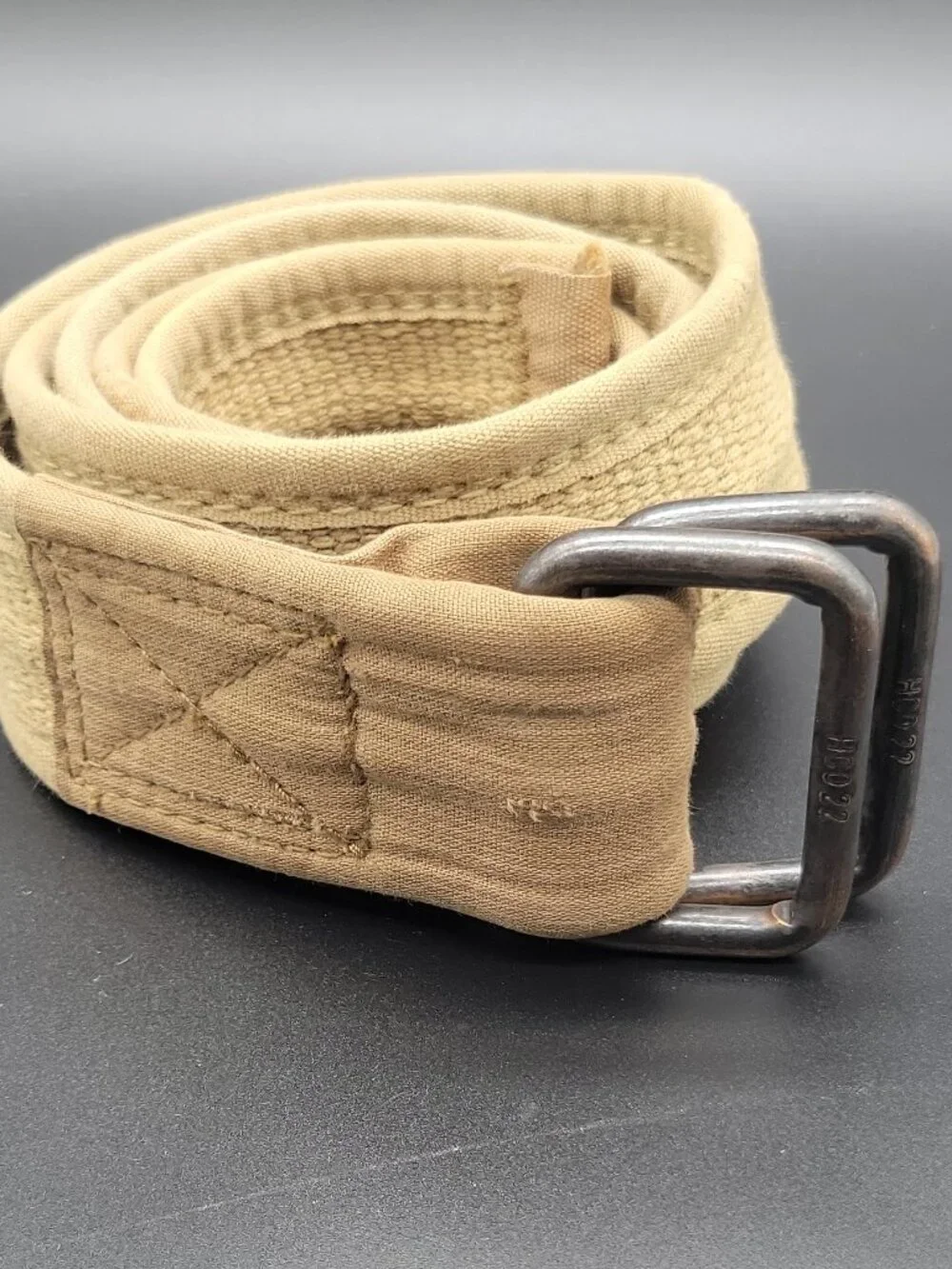 Men’s Tan Military/Webbed Belt Size 30 Solid Adjustable 1.5